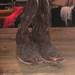 Leather/snakeskin corral boots
